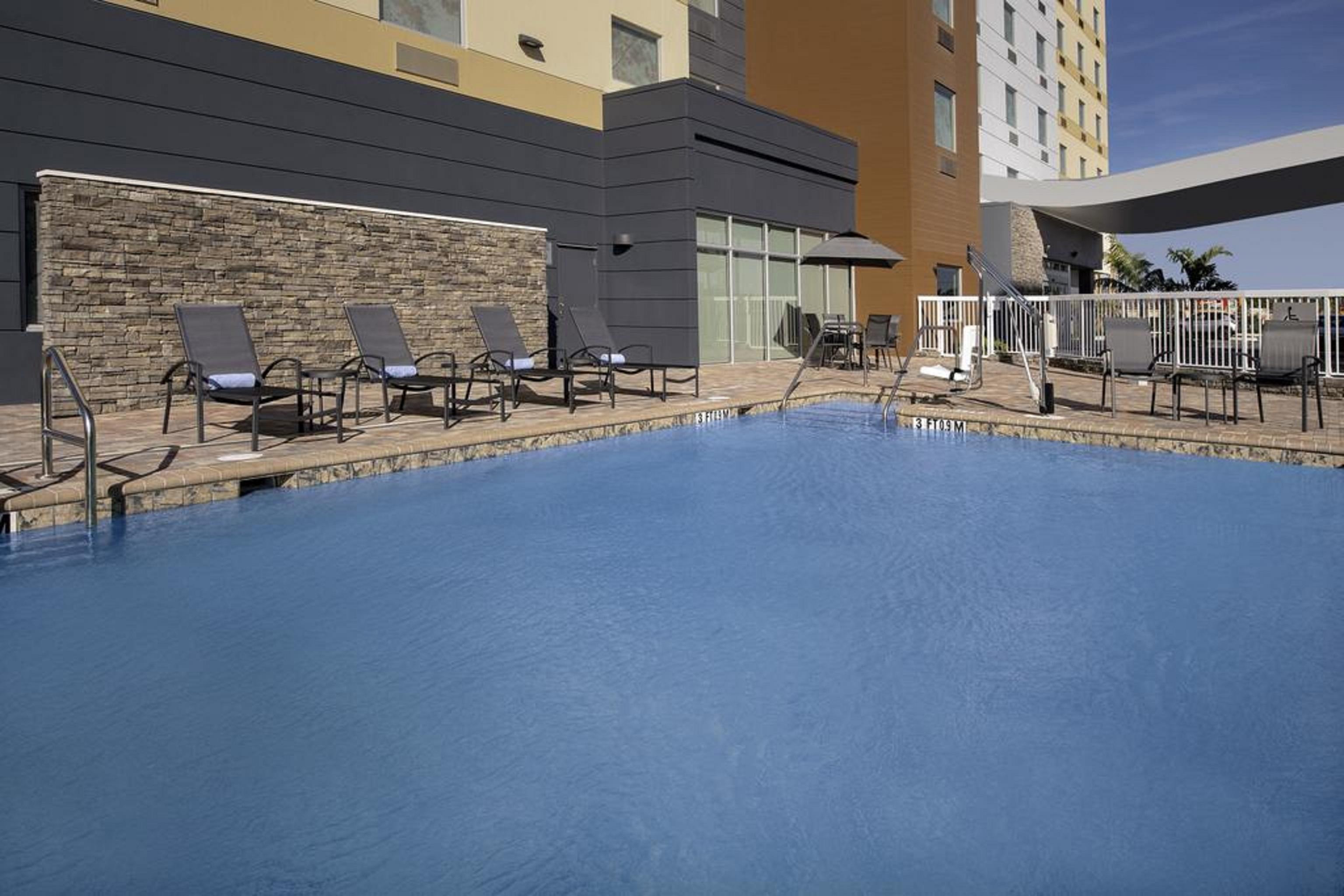 Fairfield Inn & Suites By Marriott Miami Airport West/Doral Kültér fotó